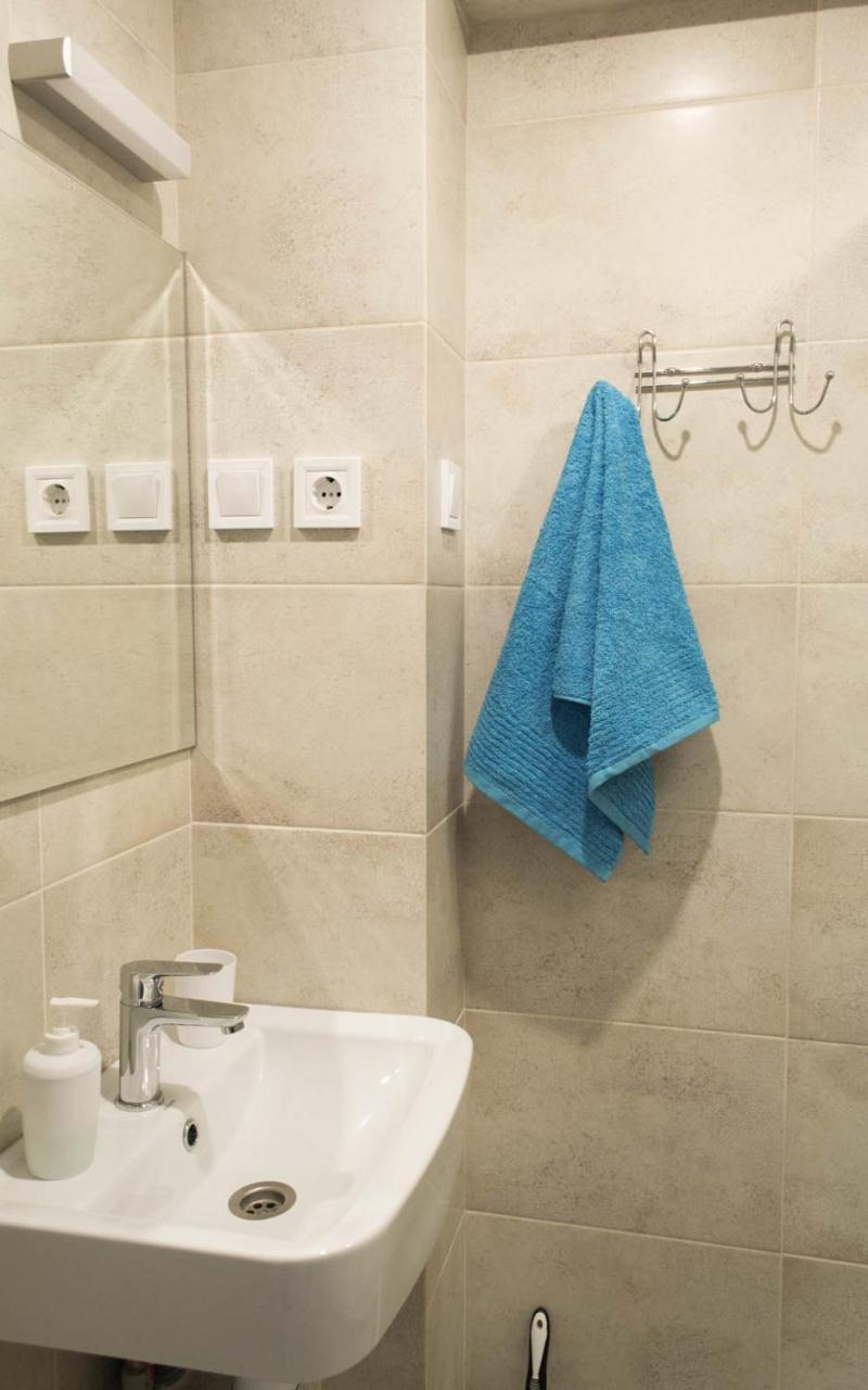 Cozy 2-Room Apartment On Zhvanetsky Boulevard أوديسا المظهر الخارجي الصورة