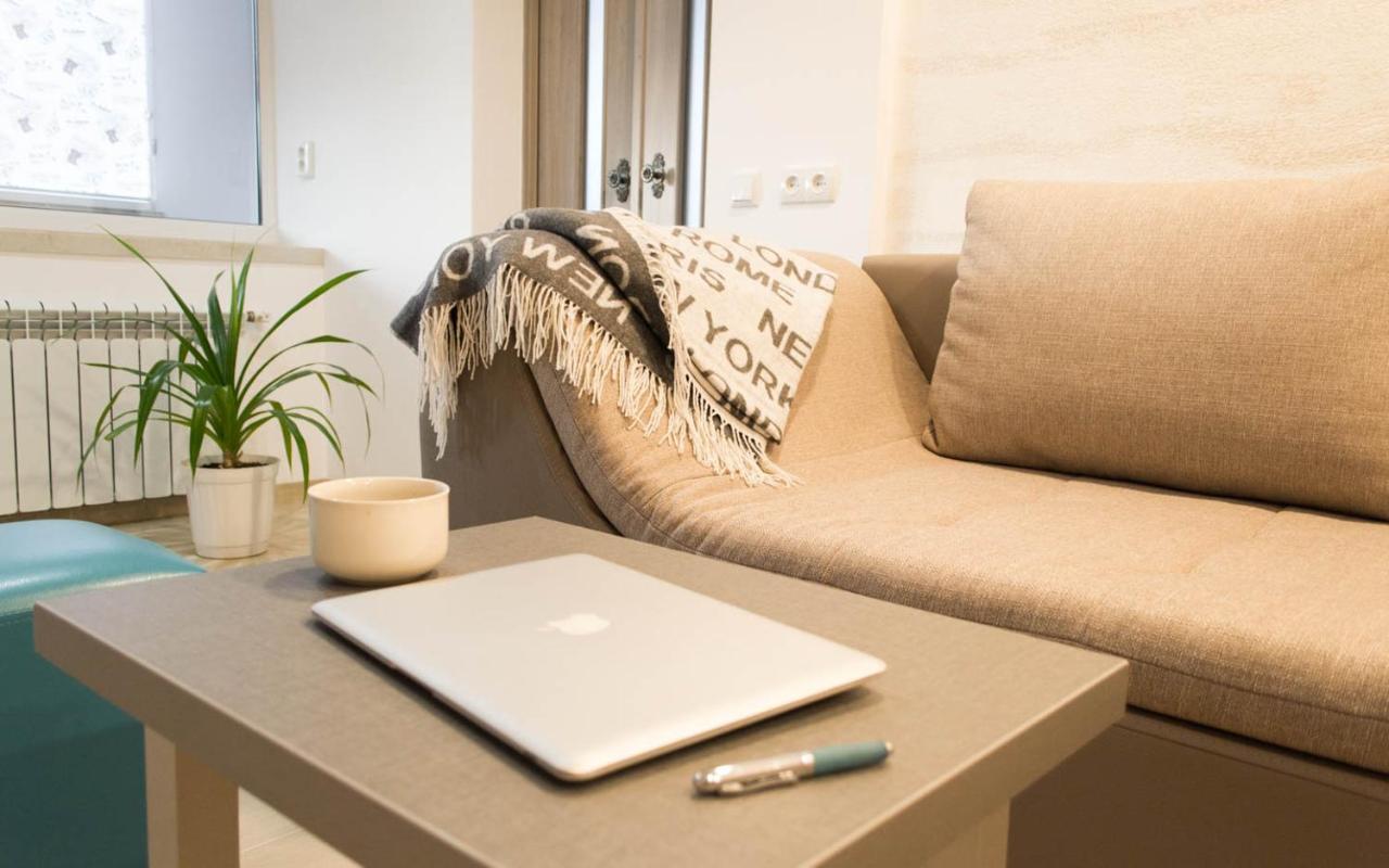 Cozy 2-Room Apartment On Zhvanetsky Boulevard أوديسا المظهر الخارجي الصورة